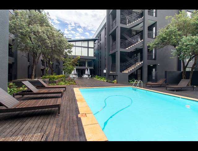 3 BEDROOM PENTHOUSE FOR SALE IN BEDFORDVIEW